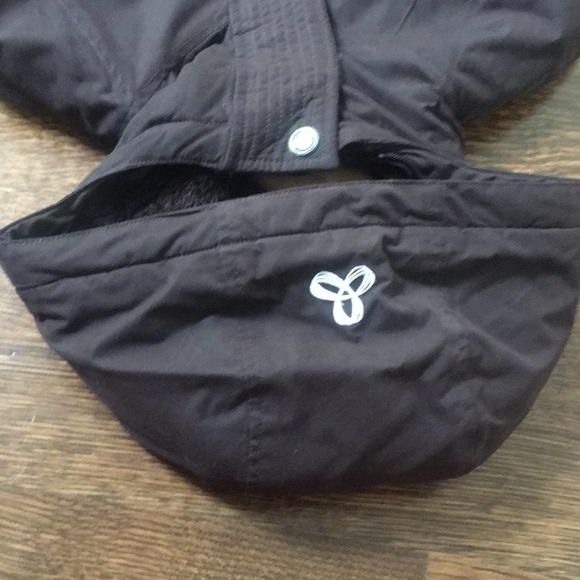 Jacket - Picture 2 of 8